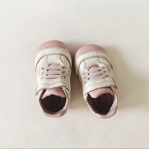 Stride Rite Soft Motion Baby Girls Sneaker